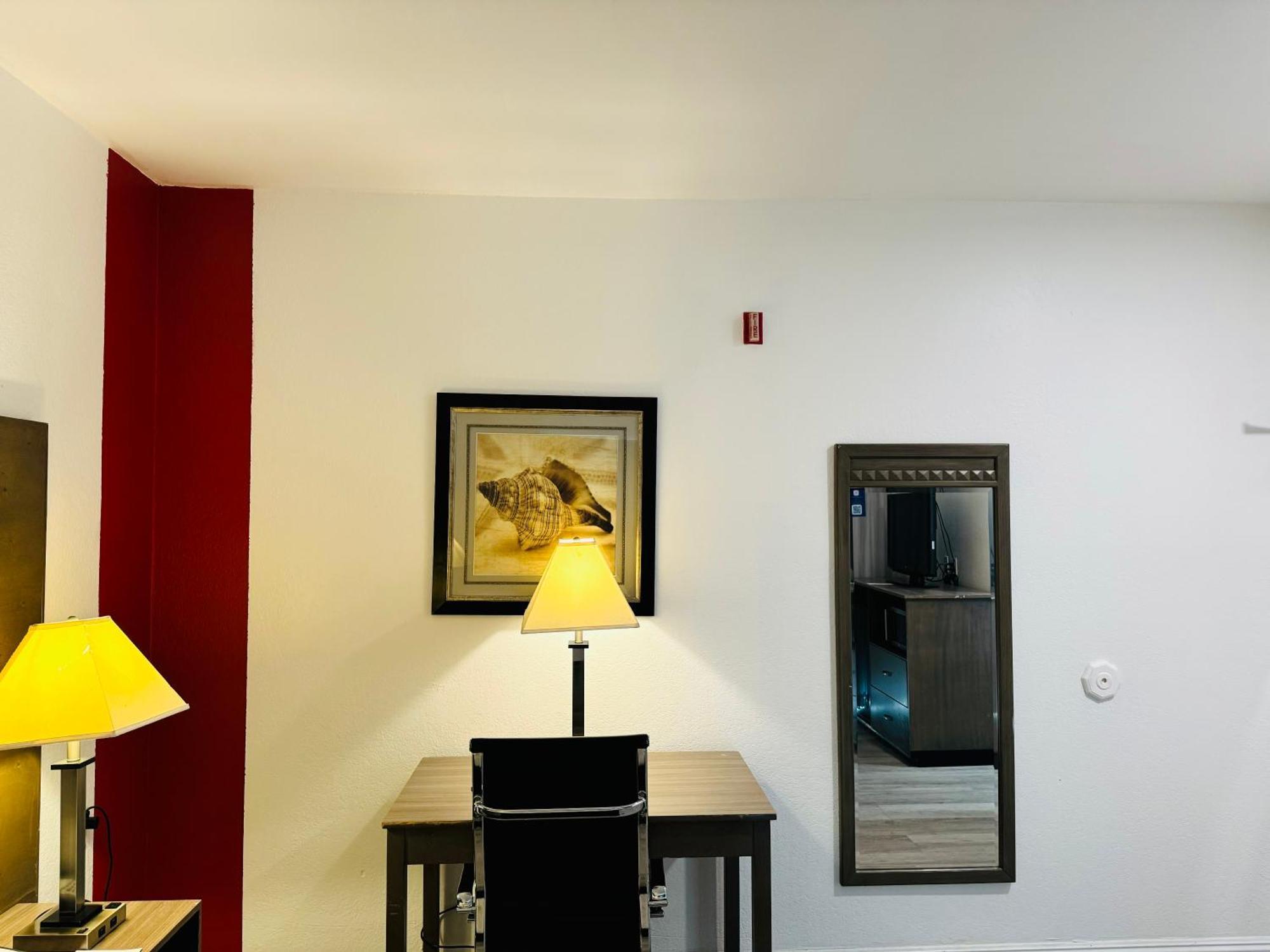 Ramada By Wyndham Airport 2* San Diego